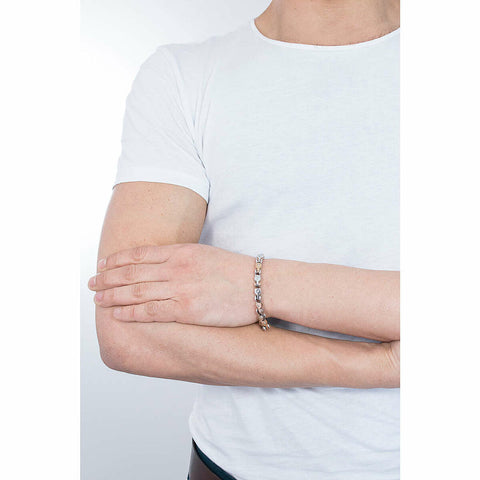 V5H7FBE1631B2F47EFF9079C1644B266DA9R3101949P2