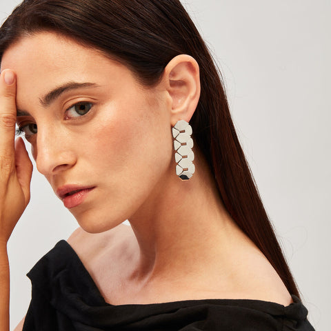 V4H18EA8EB9DD178BE1357A2BEE861669B3R6653894P4