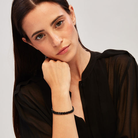 V4H403A478FF1DEF0263E192030ED881F19R6653829P4